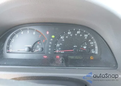 2002 Toyota Camry Le z USA, uszkodzony, nr VIN JTDBE32K320040988